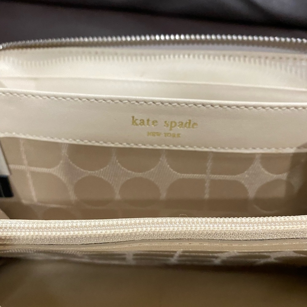 Kate spade tarrytown metallic silver wallet - Picture 3 of 13